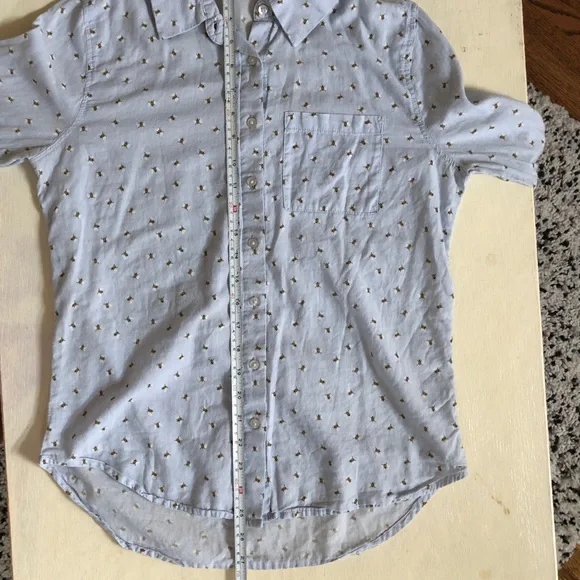 Bee Pattern Button Down Shirt - Picture 6 of 8